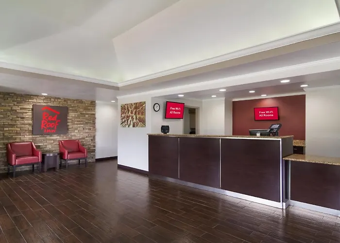 Red Roof Inn & Suites Brunswick I-95